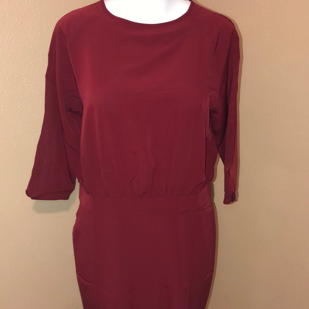 NWT Womens Burgundy dress